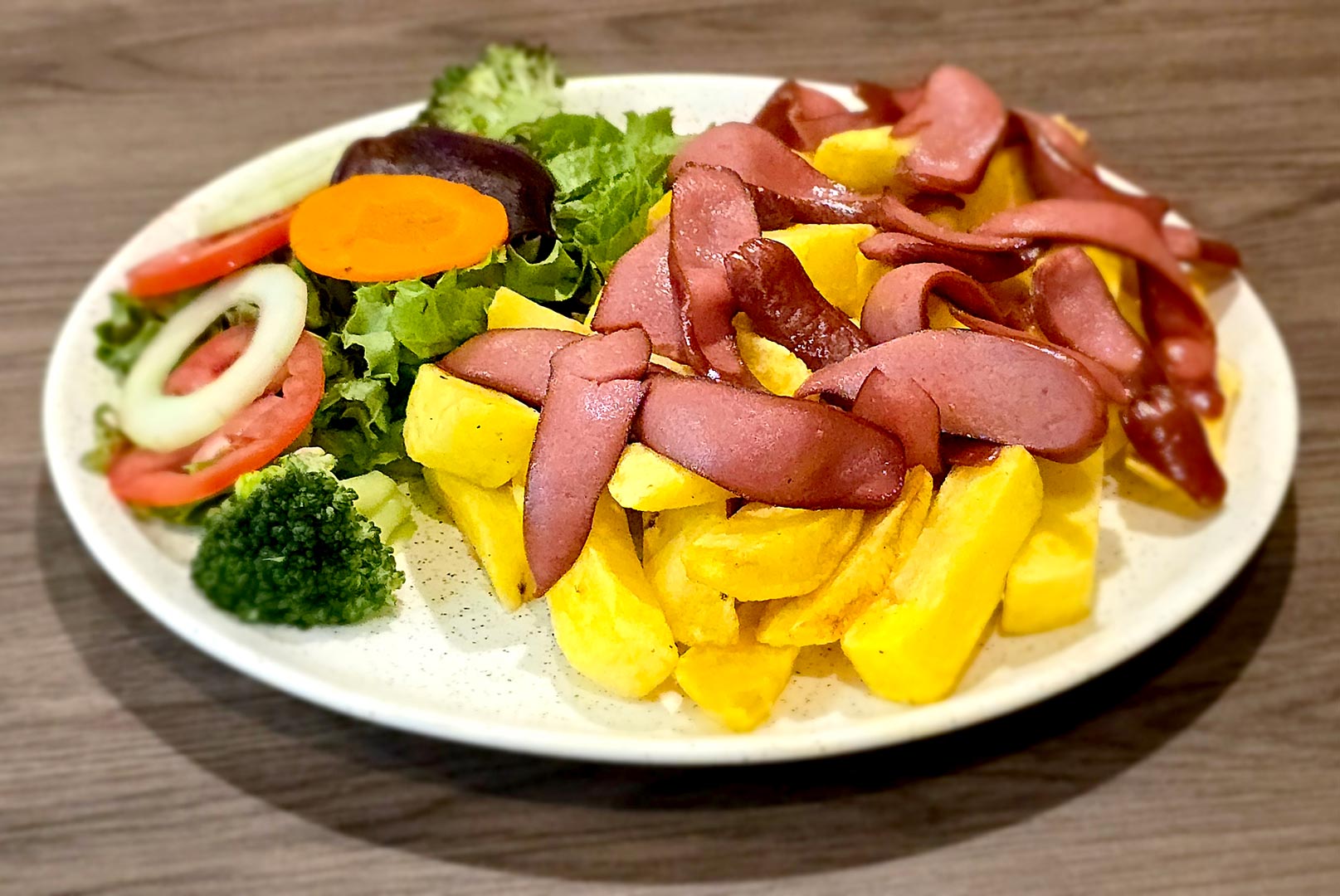 Salchipapa